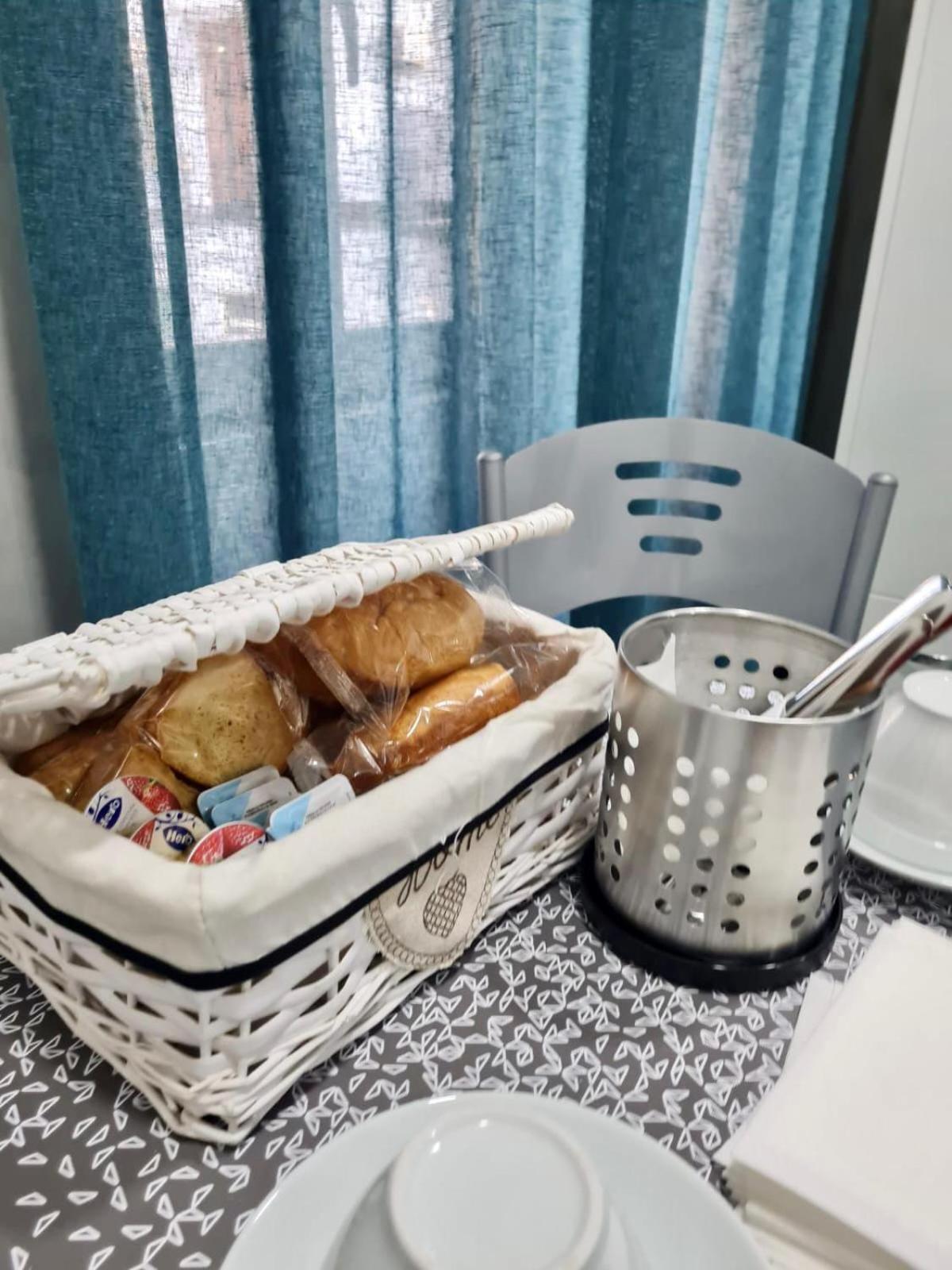 Clale Rooms Napoli Eksteriør bilde